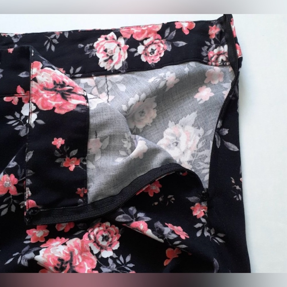 Torrid  Pants - Picture 7 of 10
